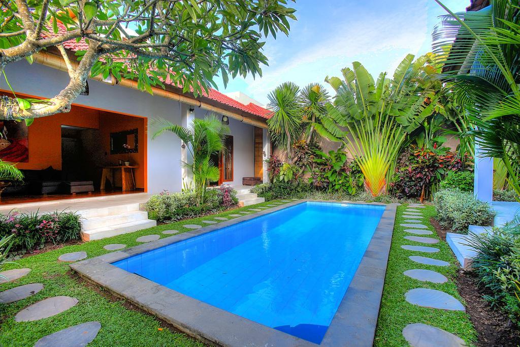 Villa Bisi Seminyak  Exterior photo