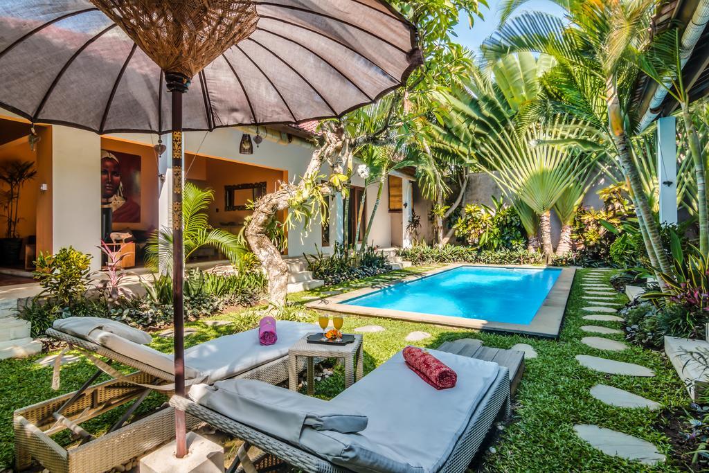 Villa Bisi Seminyak  Exterior photo
