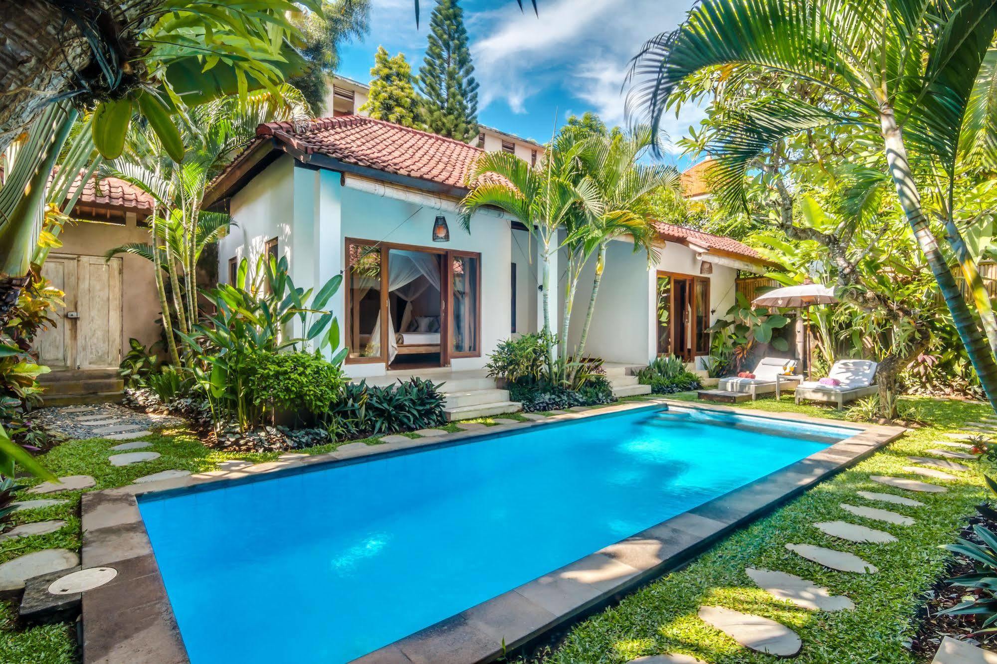 Villa Bisi Seminyak  Exterior photo